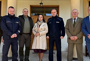 Wspólna akcja Nadleśnictwa, Policji i gmin