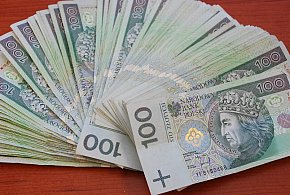 Jak 42-latka straciła 1000 zł, chcąc pomóc "znajomej"