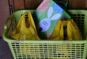 Solidarność przy wielkanocnym koszyczku. Wsparcie dla potrzebujących