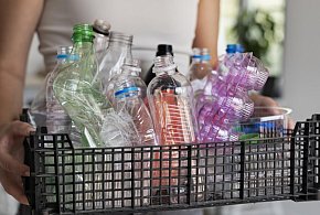 Wraca temat systemu kaucyjnego. Wśród internautów dominuje krytyka