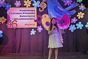 Scena pełna marzeń. 95 wykonawców na 46. Powiatowym Festiwalu Piosenki