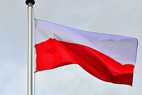 Dzień Flagi Rzeczypospolitej Polskiej: Dlaczego świętujemy właśnie 2 maja?