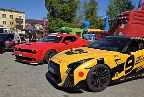 Lamborghini, Ferrari i karetka życia – majówka na Placu BCK w Biłgoraju