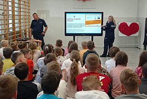 Policjanci z Biłgoraja z wizytą u uczniów. Ruszyła „Misja 112”