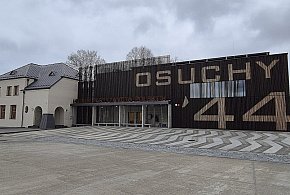 Kultura i historia w Muzeum Osuchy '44. Uroczystości patriotyczne