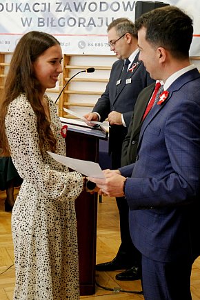 Uczczenie Niepodległej i nagroda za osiągniecia w nauce i sporcie-14080