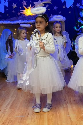 Wspólne kolędowanie w Domku Przedszkolaka. Jasełka z udziałem rodzin-14309