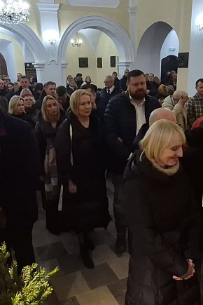 Tak po raz kolejny. Małżonkowie odnawiają przyrzeczenia w wyjątkowe święto-14326