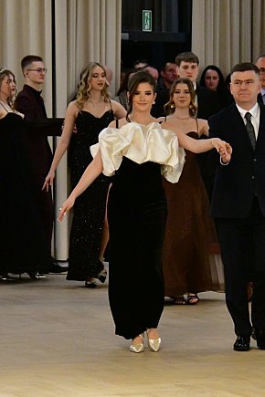 Poloneza czas zacząć! Studniówka biłgorajskiej Budowlanki-14412