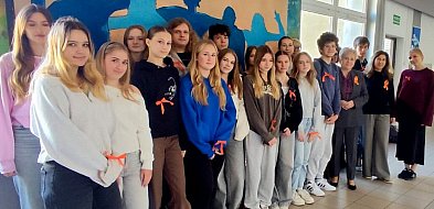 Relacja z Dnia Pomarańczowej Sznurówki w I LO im. ONZ-56710