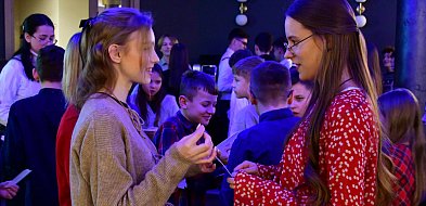 Oazowa wspólnota przy wigilijnym stole. Wyjątkowy opłatek młodych w Glinach (FOTO)-59734