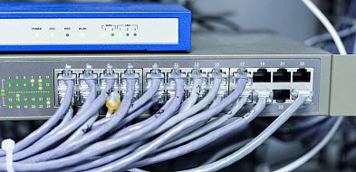 Lokalna sieć komputerowa (LAN) w szkołach