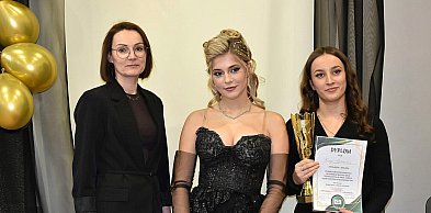 Sukces uczennicy ZSZiO w Biłgoraju na konkursie fryzjerskim