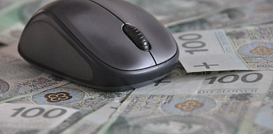 Myślała, że pomaga córce, niestety straciła 1 tys. zł