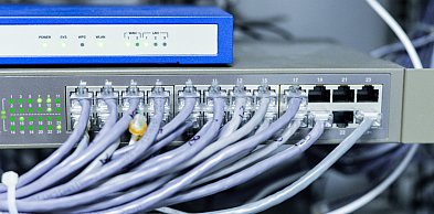 Lokalna sieć komputerowa (LAN) w szkołach