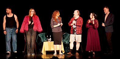 Komediowy wieczór w TOK: „Poprawka” podbiła serca widzów