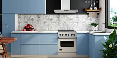 Urządzam pierwszą kuchnię – od czego zacząć i co kupić na start?