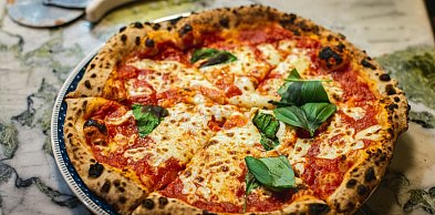Pizza w Ełku – kulinarna podróż po smaku
