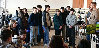 PGE, warsztaty i starsi koledzy. Tak RCEZ w Biłgoraju przyciąga uczniów (FOTO)
