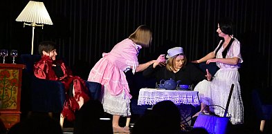 Teatr, kwiaty i wielkie serca. Gminny Dzień Kobiet w Tereszpolu (FOTO)