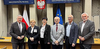 Biłgorajscy pedagodzy w Sejmie. Debata o statusie wychowawcy klasowego