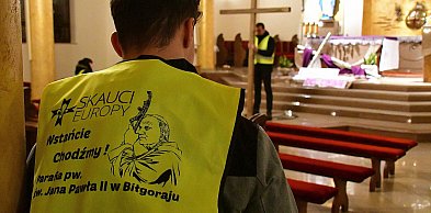 Biłgoraj. III Skautowa Droga Krzyżowa (FOTO, VIDEO)