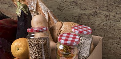 Józefów: Będą paczki z żywnością