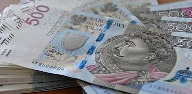 Aktualności. Myślała, że inwestuje oszczędności. Straciła około 50 tys. zł