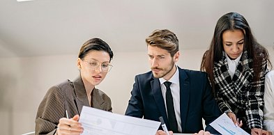 Jak przedsiębiorca może uniknąć upadłości dzięki restrukturyzacji firmy