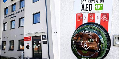 rampol stawia na życie: Nowoczesny sprzęt AED przy Urzędzie Miejskim