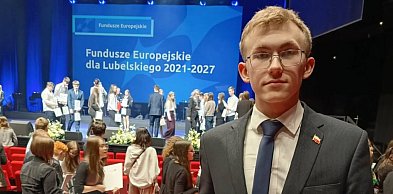 Biłgorajski „Katolik” w gronie najlepszych. Karol Łuczyn stypendystą marszałka