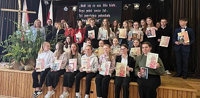 Młodzi recytatorzy na straży pamięci o Poecie-Powstańcu. Wyniki konkursu