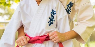 Kimono karate kyokushin dla dzieci – jak wybrać