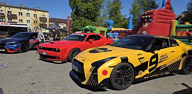 Lamborghini, Ferrari i karetka życia – majówka na Placu BCK w Biłgoraju
