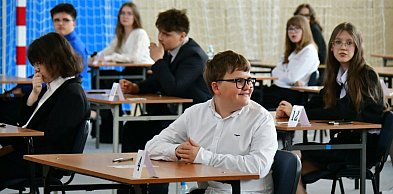 Biłgoraj. Ruszył egzamin ósmoklasisty 2026. Dziś polski, jutro matematyka