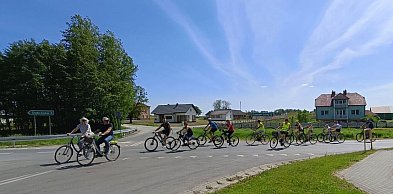 Rodzinny rajd na 100-lecie OSP Lipiny Dolne. Frekwencja dopisała!
