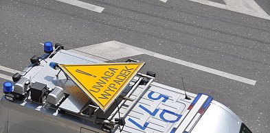 4 auta zderzyły się na drodze wojewódzkiej. Służby ratunkowe na miejscu