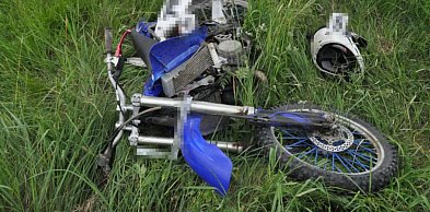 Dramatyczny wypadek na DW 863. 15-latek z motocykla zabrany przez LPR