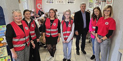 Dzień Chleba w Biłgoraju: PCK integruje i wspiera samotnych. Warto wyciągnąć rękę-57126