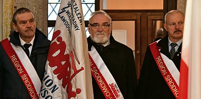 Hymn górniczy nad mogiłą: Tarnogród pamięta o grudniu 1981 roku (FOTO, VIDEO)-59217