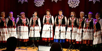 Złota Gwiazda Betlejemska zaświeciła w Obszy. Relacja z IV Konkursu Kolęd (FOTO)-60097