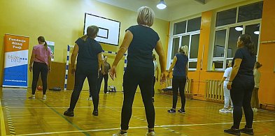 Aktywność, integracja i dobra energia – cykl zajęć FIT DANCE w Smólsku