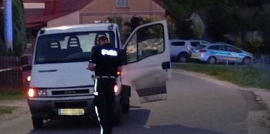 Wypadek w Tereszpolu. 10-latka wjechała rowerem pod Iveco