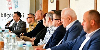 Biłgorajskie służby i samorządy o zagrożeniach...-56303