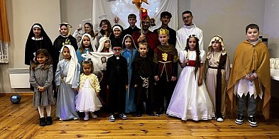 Bal Wszystkich Świętych w Radzięcinie: Zamiast duchów – Bohaterowie wiary-57746