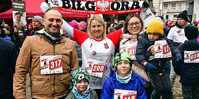 X Biłgorajski Bieg Niepodległości: Z jednej strony hołd, z drugiej – pomoc (FOTO)-58049