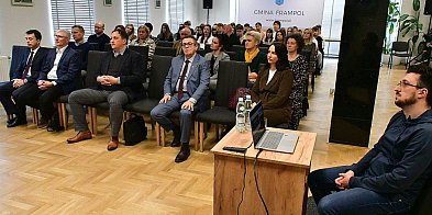 Czym oddycha Frampol? Mobilne płuca na rynku i debata