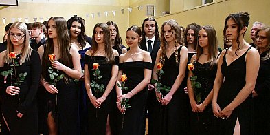 Bal ósmoklasistów w Szkole Podstawowej Nr 1 w Biłgoraju