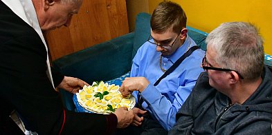 Wielkanocna radość w WTZ Biszcza. Lekcja pokory i serca od osób niepełnosprawnych