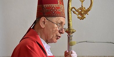 Rozmowa z biskupem Marianem Rojkiem: O znaczeniu Triduum Paschalnego dla wiernych